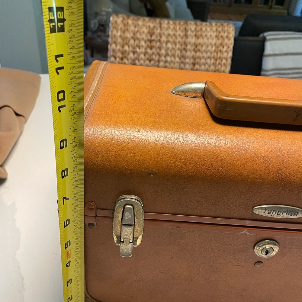 Vintage Samsonite Traincase Taperlite Cosmetic Su… - image 2